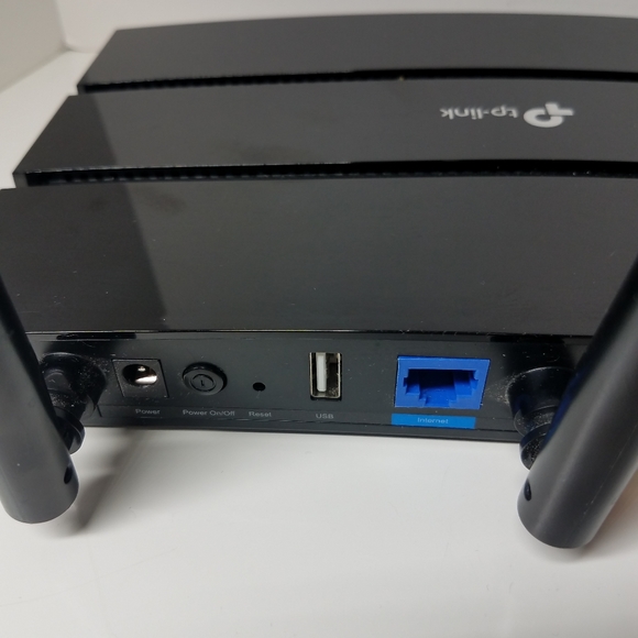 TP-Link AC1200 Dual Band Wireless and Ethernet Black Router - Picture 12 of 12